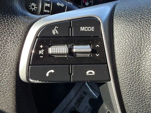 Used 2019 Kia Sorento L FWD image 12