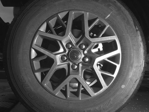 Used 2025 Jeep Wrangler Sahara image 12