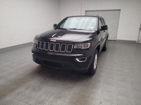 Used 2018 Jeep Grand Cherokee Laredo RWD image 15