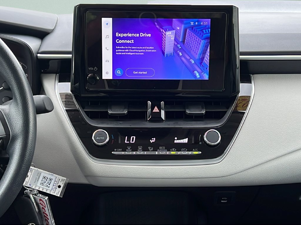 Used 2025 Toyota Corolla LE FWD image 14
