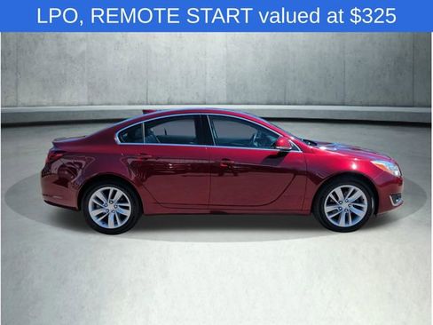 Used 2017 Buick Regal AWD image 8