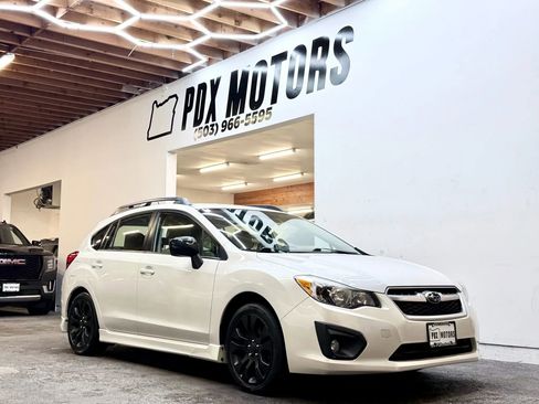 Used 2012 Subaru Impreza 2.0i Sport Premium image 1