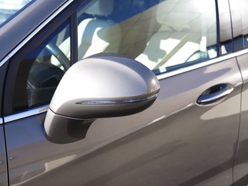 Used 2018 Buick Envision Essence image 13