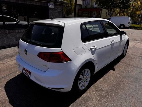 Used 2015 Volkswagen Golf S FWD image 6