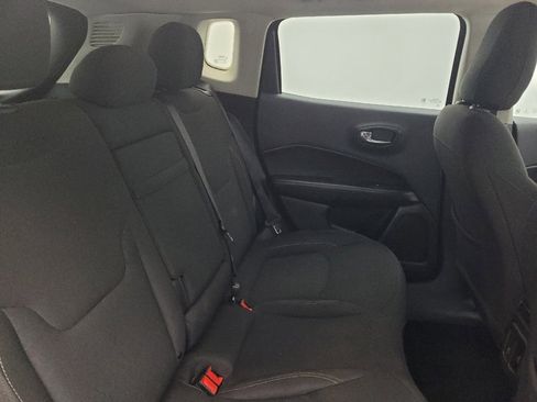 Used 2019 Jeep Compass Sport image 19