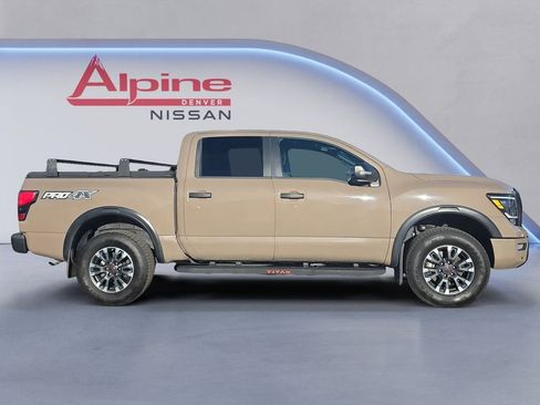 Used 2024 Nissan Titan PRO-4X w/ Pro-4x Convenience Package image 6