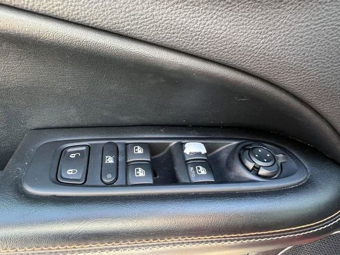 Used 2019 Jeep Compass Latitude w/ Popular Equipment Group image 17