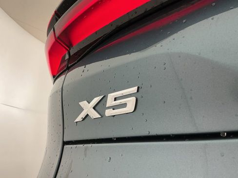 New 2026 BMW X5 sDrive40i w/ Climate Comfort Package image 11