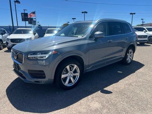 Used 2023 Volvo XC90 B5 Core AWD/4WD image 7