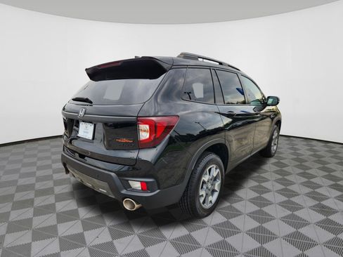 Certified 2023 Honda Passport TrailSport image 4