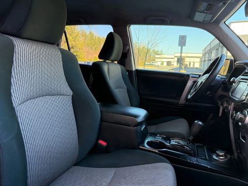 Used 2018 Toyota 4Runner SR5 image 22