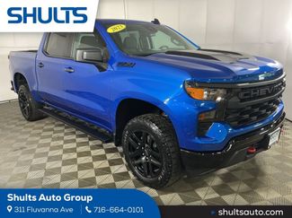 Used 2023 Chevrolet Silverado 1500 Custom Trail Boss w/ LPO, Dark Essentials Package AWD/4WD video 1