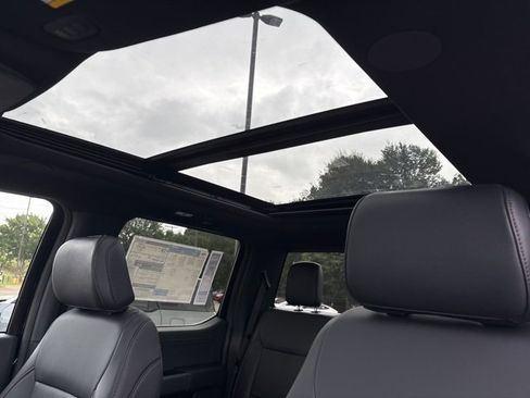 New 2025 Ford F150 Lariat w/ Equipment Group 502A High image 31