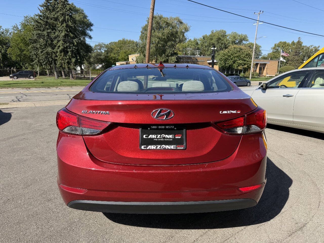 Used 2016 Hyundai Elantra SE FWD image 6
