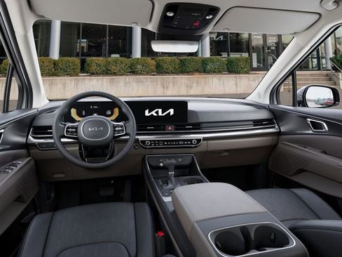New 2026 Kia Carnival FWD image 15