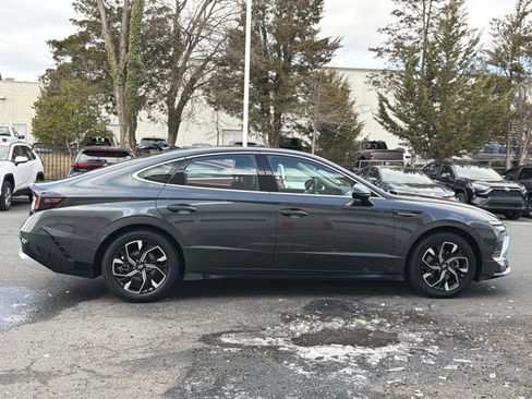 Used 2024 Hyundai Sonata SEL image 4