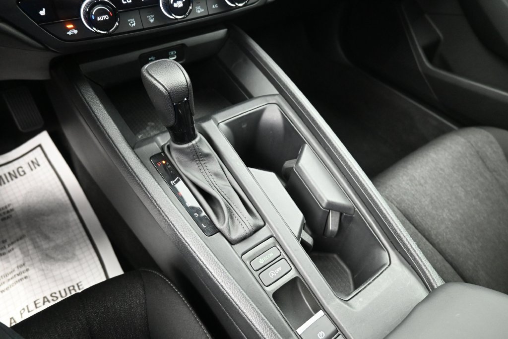 Used 2025 Honda Accord SE image 26
