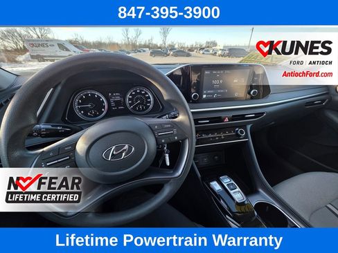 Used 2022 Hyundai Sonata SE w/ Preferred Accessory Package image 31