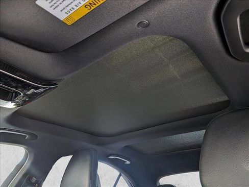 Used 2023 Mercedes-Benz C 300 Sedan image 16