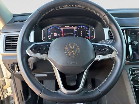 Used 2021 Volkswagen Atlas SEL AWD/4WD image 28