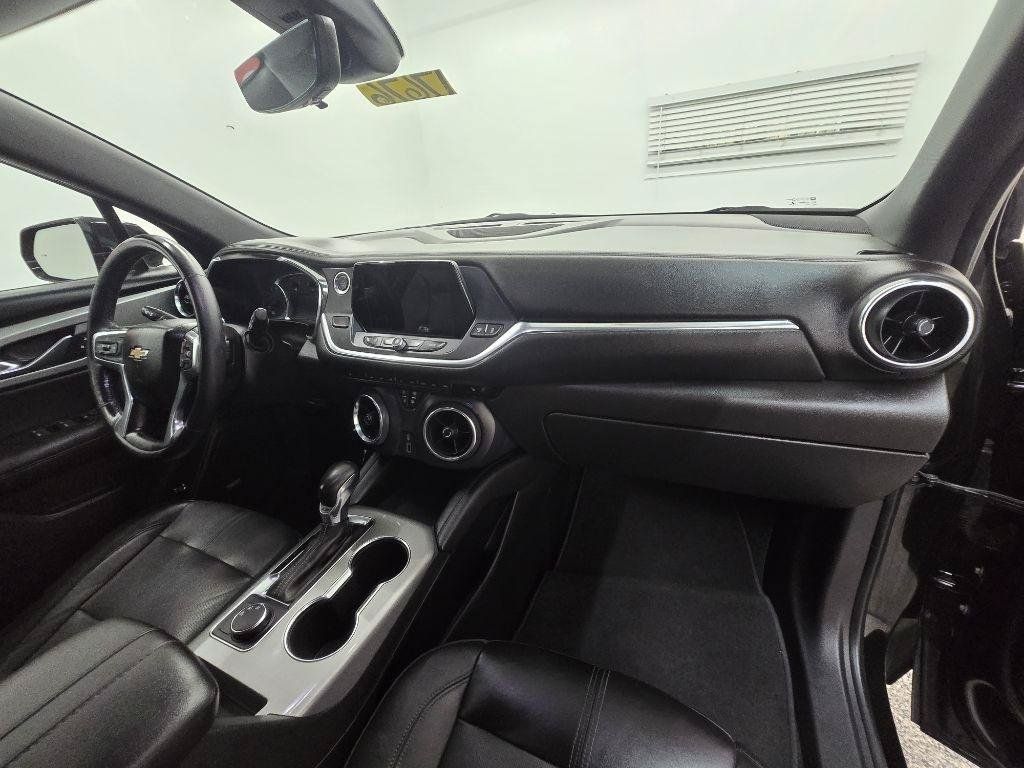 Used 2019 Chevrolet Blazer LT w/ Sun and Wheels Package FWD image 25