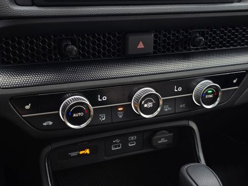 Certified 2023 Honda CR-V EX image 30