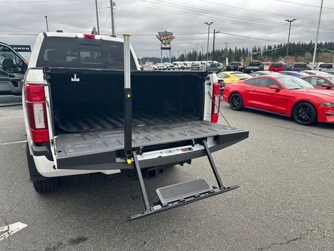 Used 2022 Ford F350 Limited w/ FX4 Off-Road Package image 8