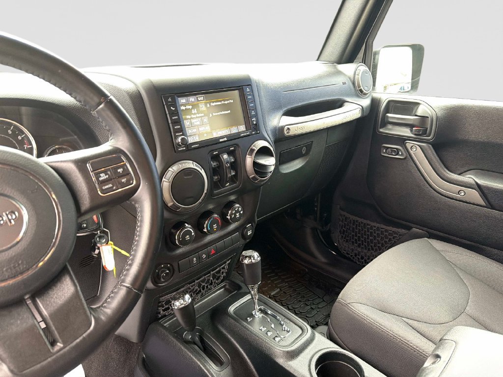 Used 2018 Jeep Wrangler Unlimited Sport S AWD/4WD image 25