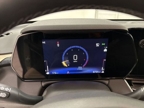 Used 2025 Chevrolet TrailBlazer ACTIV w/ Driver Confidence Package image 11