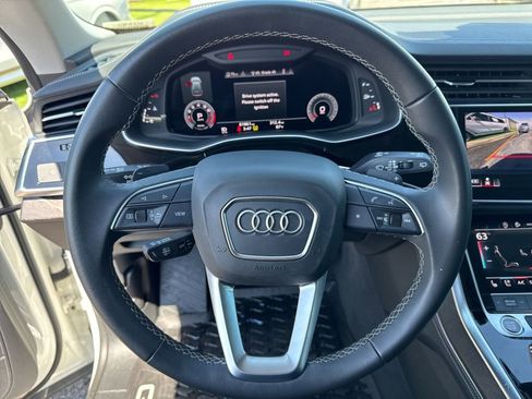 Used 2023 Audi Q8 Premium Plus w/ Premium Plus Package AWD/4WD image 8