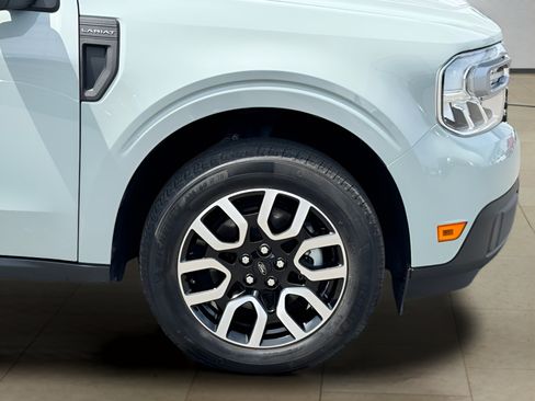 Used 2024 Ford Maverick Lariat FWD image 44