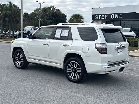 Used 2017 Toyota 4Runner Limited image 5