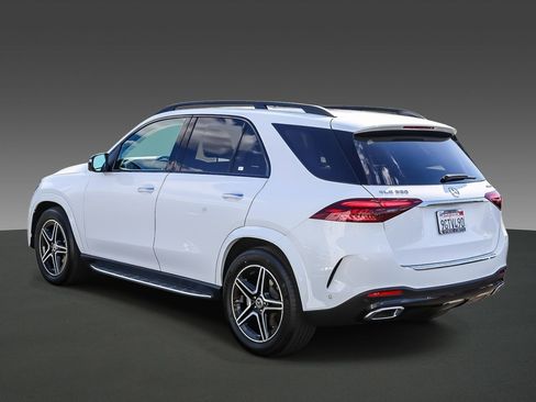 Used 2024 Mercedes-Benz GLE 350 4MATIC image 2