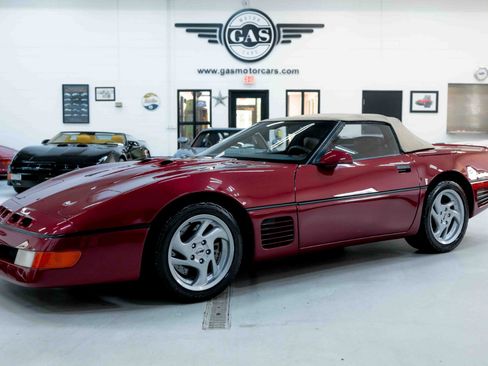 Used 1989 Chevrolet Corvette Convertible image 11