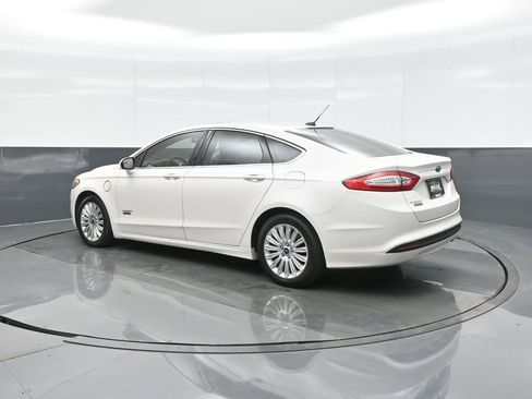 Used 2014 Ford Fusion Energi SE image 5