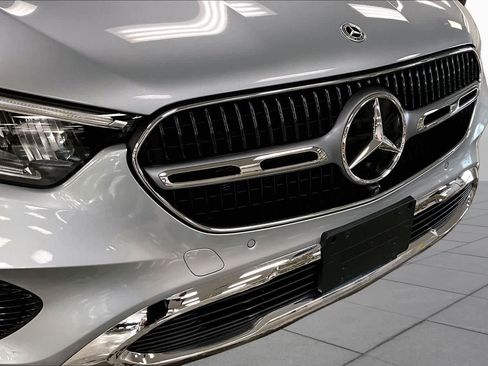 Used 2026 Mercedes-Benz GLC 300 4MATIC image 33