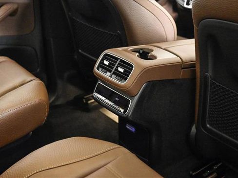 New 2026 Mercedes-Benz GLS 580 4MATIC image 19