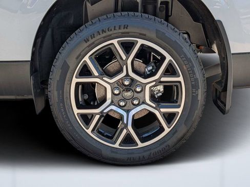 Used 2026 Ford Maverick Lariat AWD/4WD image 10