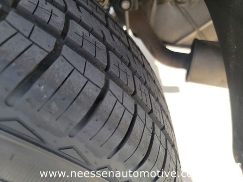 Used 2020 RAM 1500 Laramie image 32