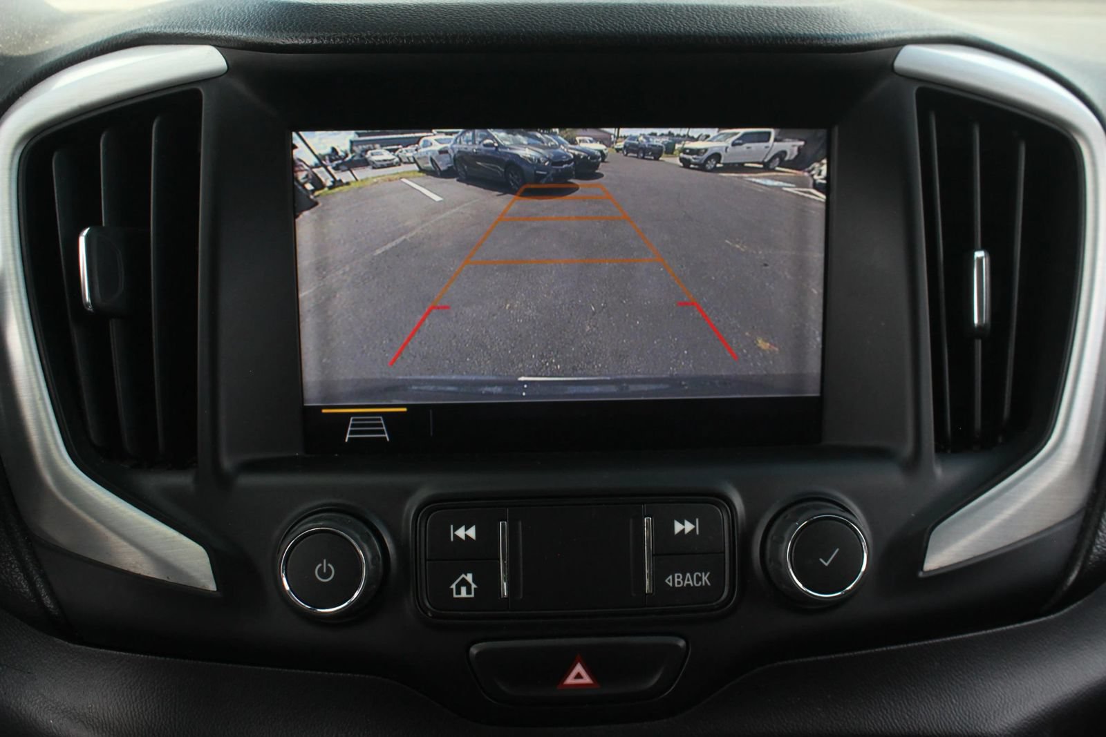 Used 2020 GMC Terrain SLT FWD image 31