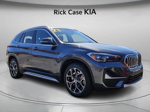 Used 2021 BMW X1 xDrive28i w/ Premium Package image 4
