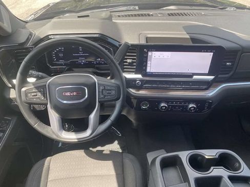 Used 2024 GMC Sierra 1500 Elevation AWD/4WD image 12