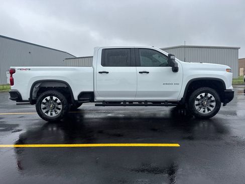 New 2026 Chevrolet Silverado 2500 Custom w/ Custom Value Package AWD/4WD image 7