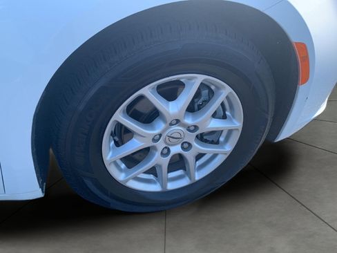 Used 2022 Chrysler Pacifica Touring-L FWD image 24