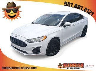Used 2019 Ford Fusion SE image 1