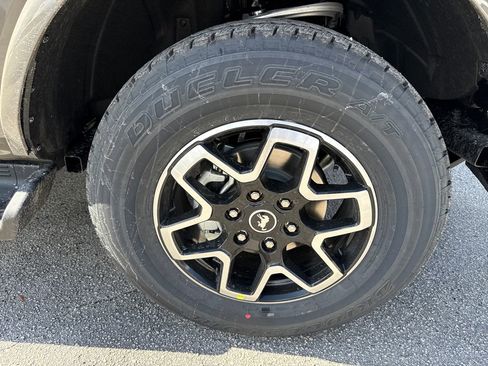 New 2026 Ford Bronco Outer Banks image 11