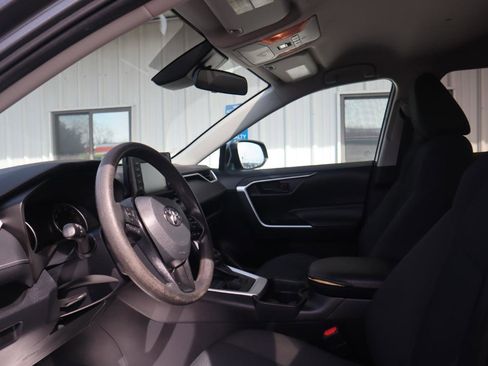 Used 2019 Toyota RAV4 LE w/ All Weather Liner Package image 55