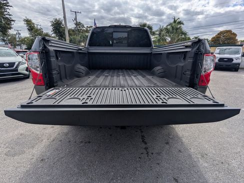Certified 2024 Nissan Titan SV w/ SV Convenience Package image 17