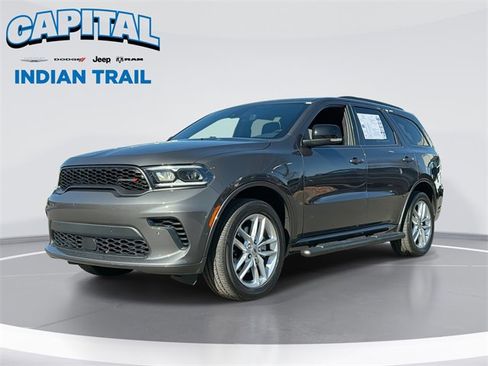 Used 2025 Dodge Durango GT image 1