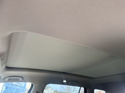 New 2026 Volkswagen Atlas SE image 11